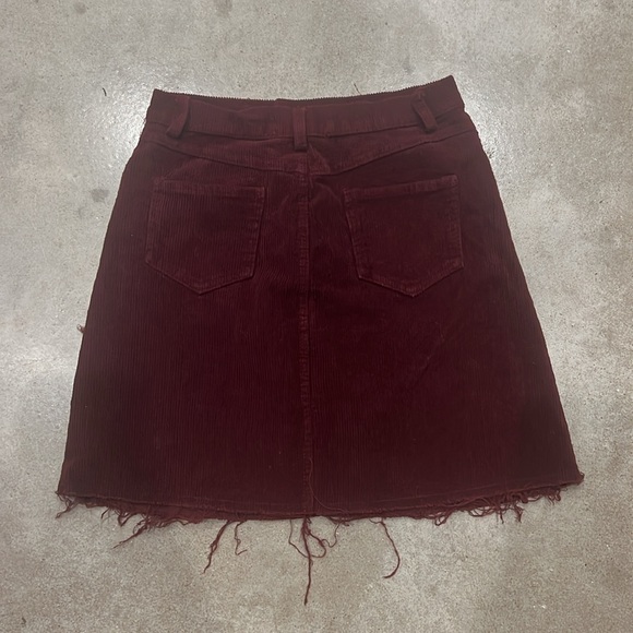 Brandy Melville High Rise Corduroy Mini Skirt Burgundy Size Small - Picture 3 of 6